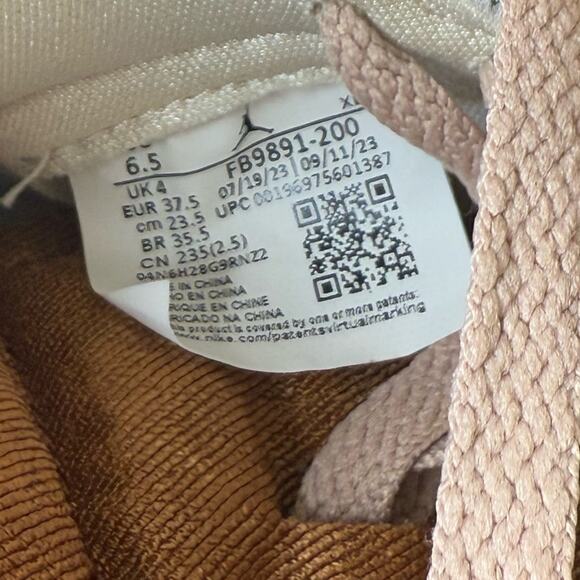 Nike Air Jordan 1 High Method of Make 6.5 - Picture 12 of 12